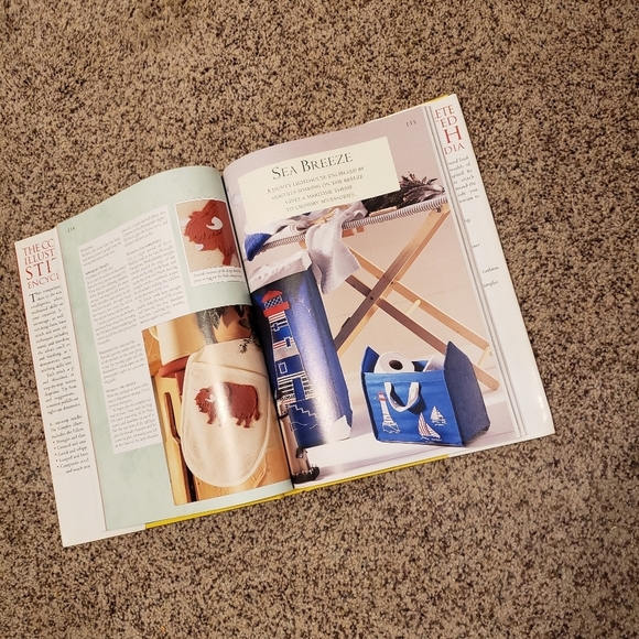 NEW Complete Illustrated Stitch Encyclopedia Crafts Handwork Craft Embroidery - Picture 3 of 6